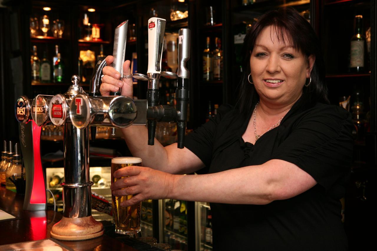 The Waterhouse Inn Balloch Buitenkant foto